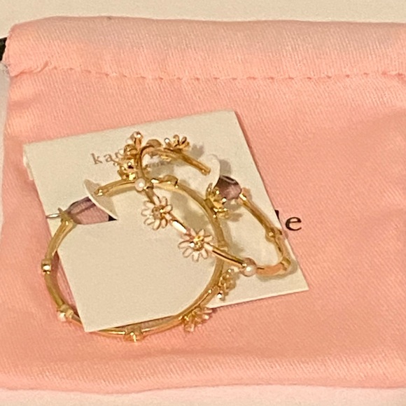 Kate Spade flower hoop earrings - Picture 3 of 11